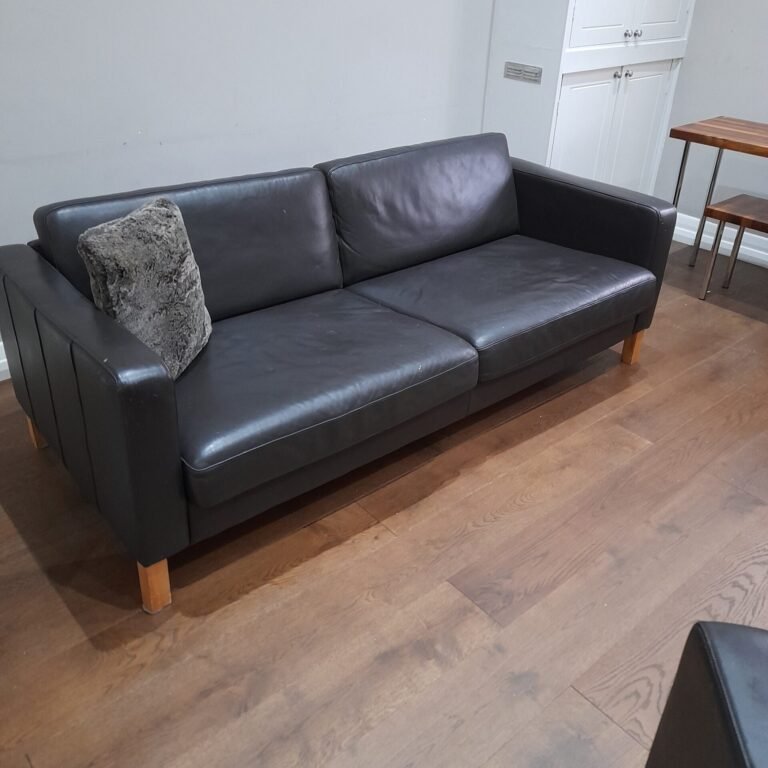 sofa_disposal_service